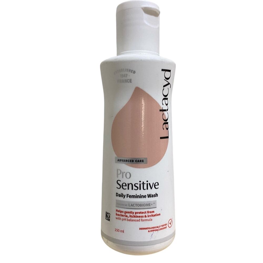 Lactacyd Pro Sensitive Feminine Wash 150ml pH Balanced Daily Care